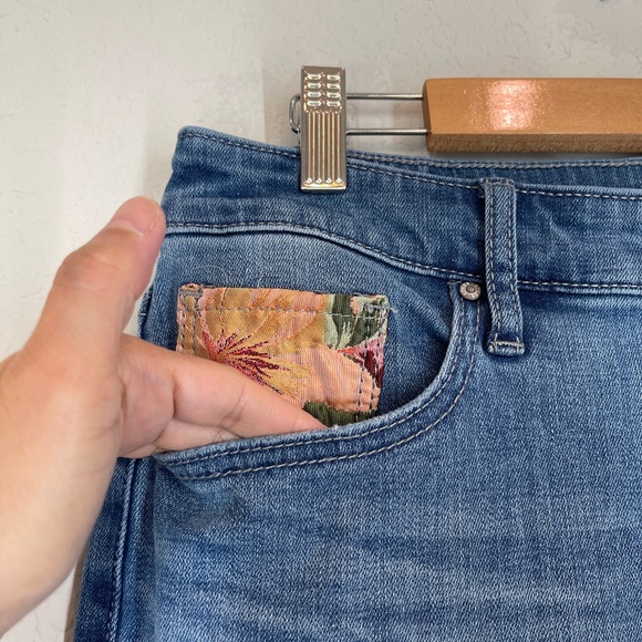 Chico's Jeans So Slimming Girlfriend Slim Leg Ankle Blue Patchwork - Picture 4 of 15